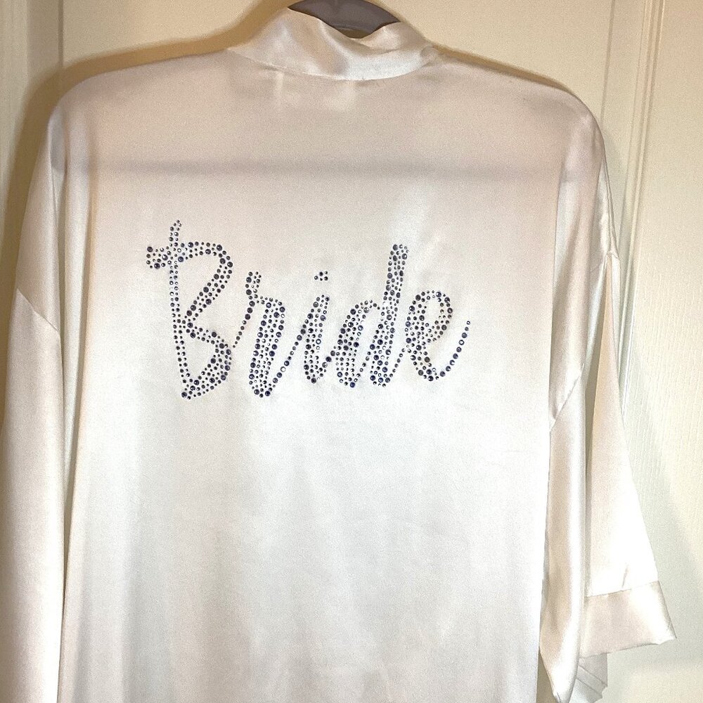 Victoria Secret 'I do' Women's White Silky Brides Bathrobe Wedding Short Robe - Picture 6 of 8